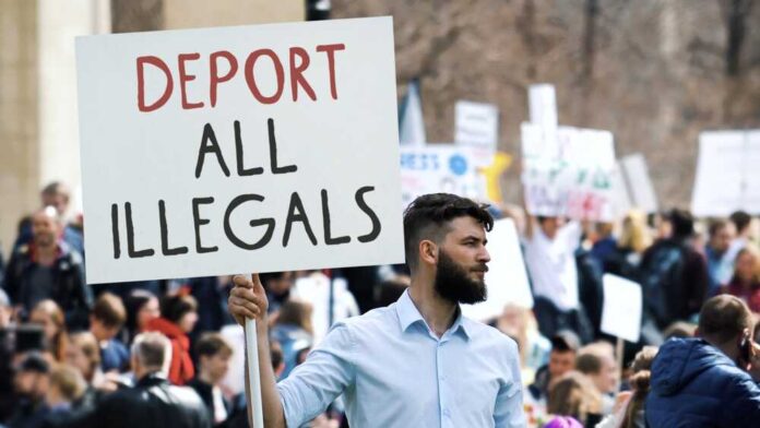 2509567571 featured image Sebastian Gorka Defends Deportation of Alleged MS-13 Member as National Security Measure