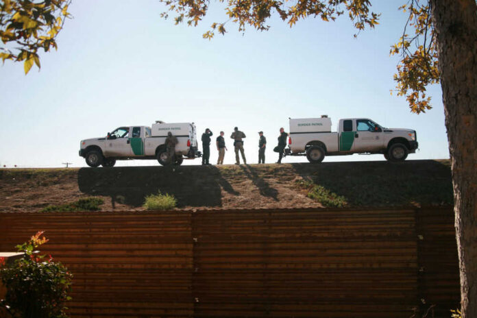 Cops Punished for Border Patrol Calls—Outrage Erupts