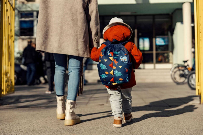 “Motherhood Regret” Trend Collides With Birth Crash