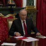 Putin meets with US envoys at the Kremlin in new Ukraine peace talks